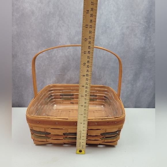 Longaberger‎ bread picnic Basket - Picture 11 of 11